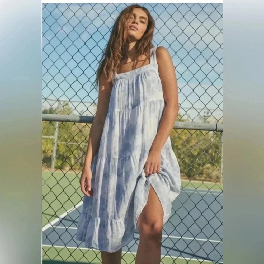 Rails Amaya Cascade Tie Dye Midi Dress In Sky Blue Cotton muslin summer beach